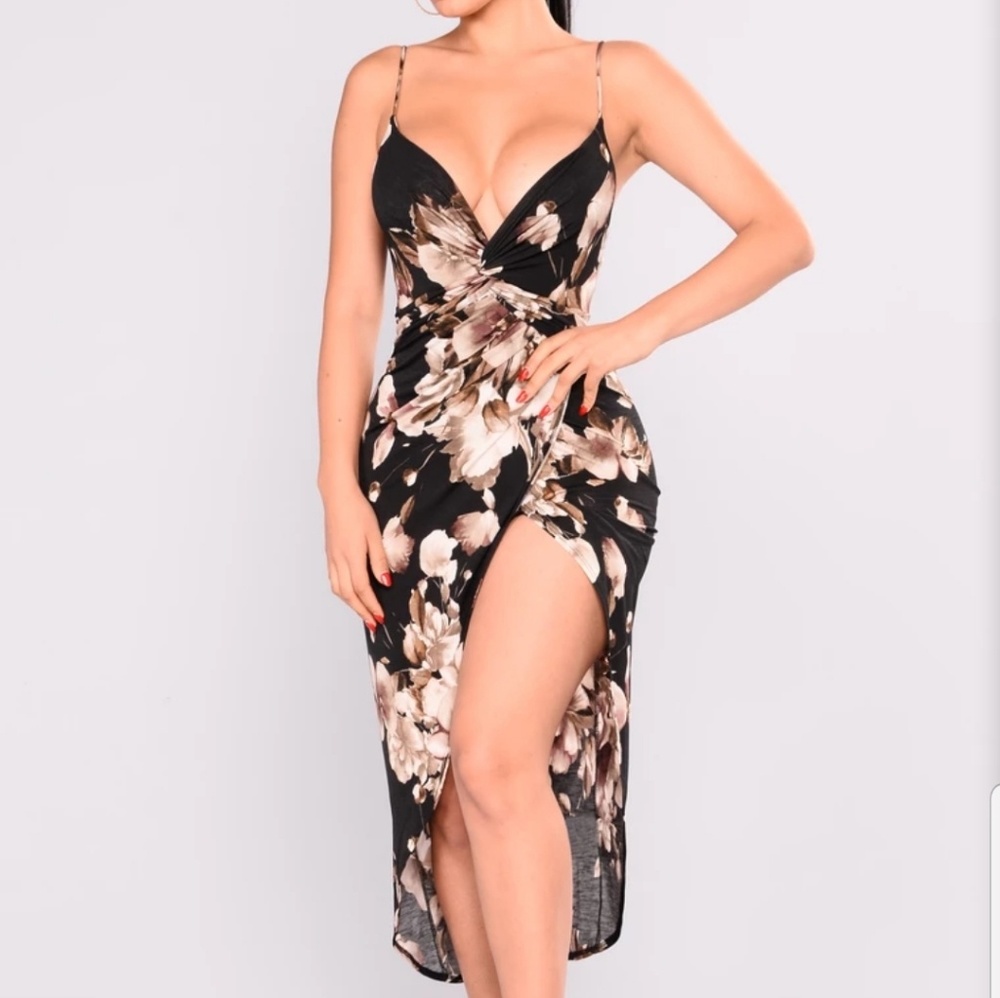 Fashion Nova dress worn once for pic